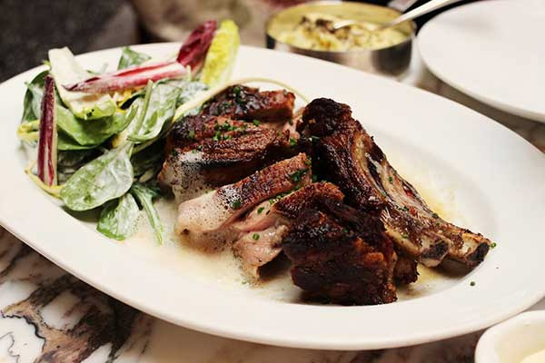 Plat de viande à l'Alcazar